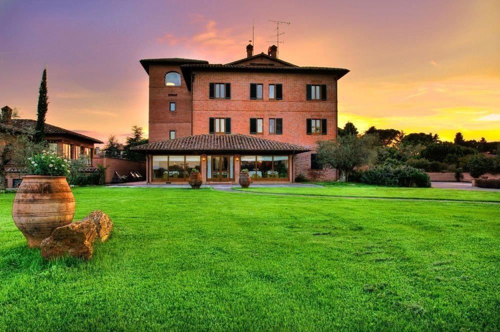 Photo of Buildings in Pozzuolo