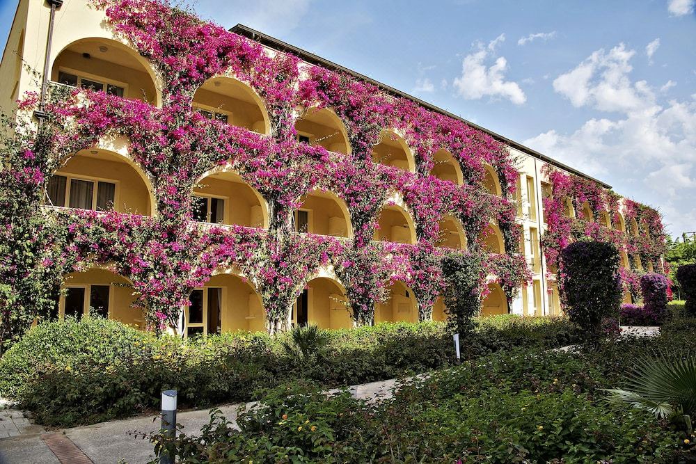 Photo of Buildings in Contrada Difesa II VV