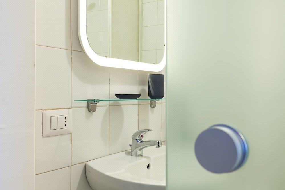 Photo of Bathroom in Mergellina