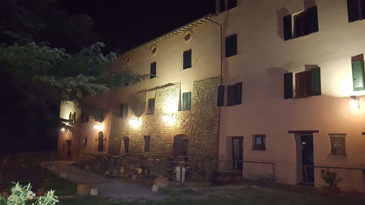Photo of Buildings in Montelovesco