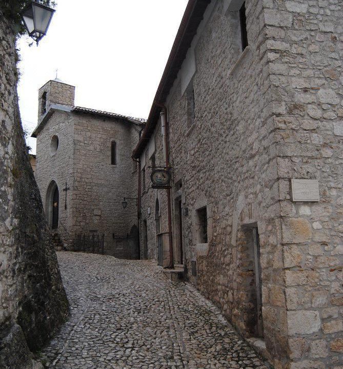 Photo of Buildings in Fumone