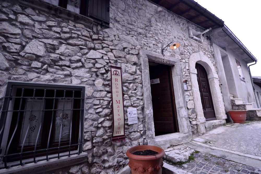 Photo of Buildings in Rocca di Mezzo