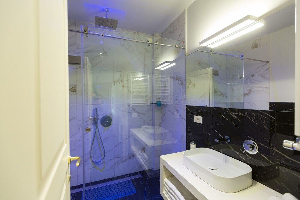Photo of Bathroom in Rione II Trevi