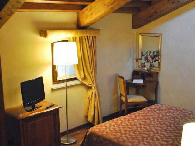 Photo of Bedroom in San Francesco al Campo