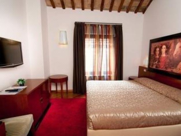 Photo of Bedroom in Rione XIV Borgo