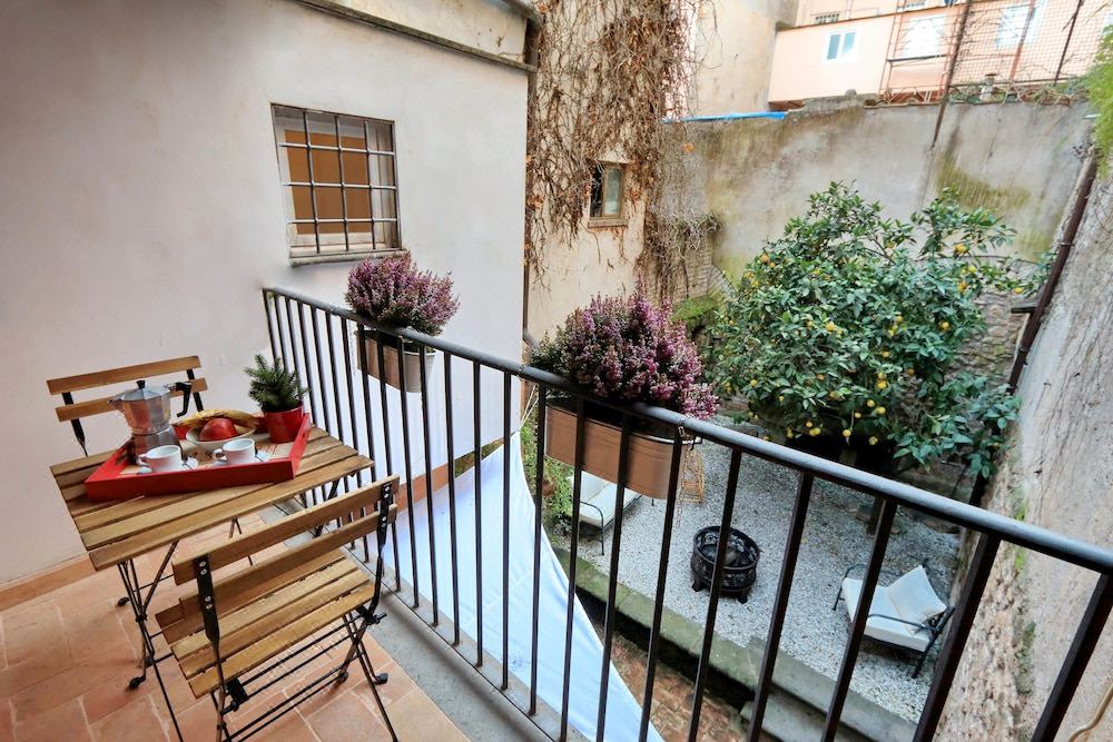 Photo of Patio Balcony in Trastevere