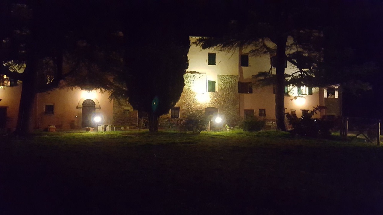 Photo of Buildings in Montelovesco