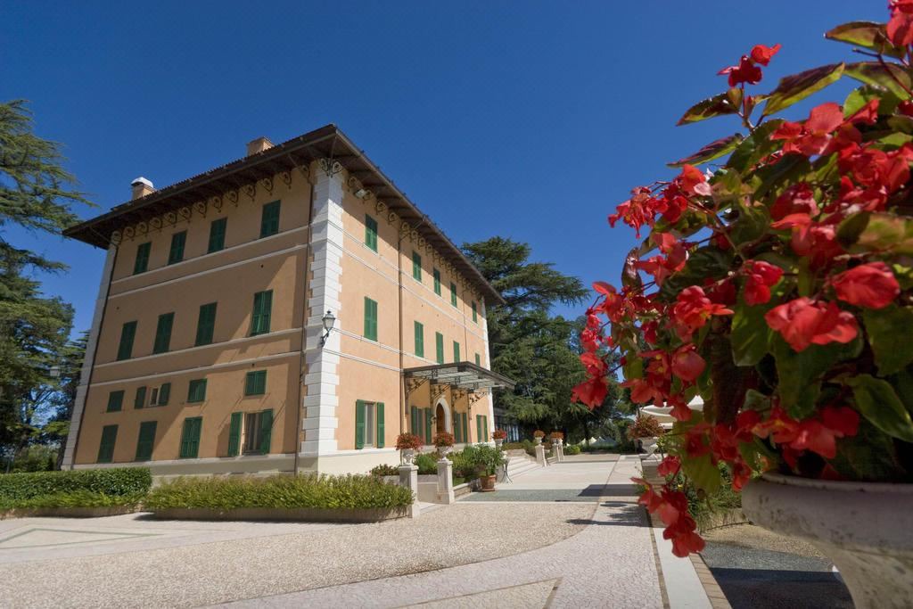 Photo of Buildings in Appignano