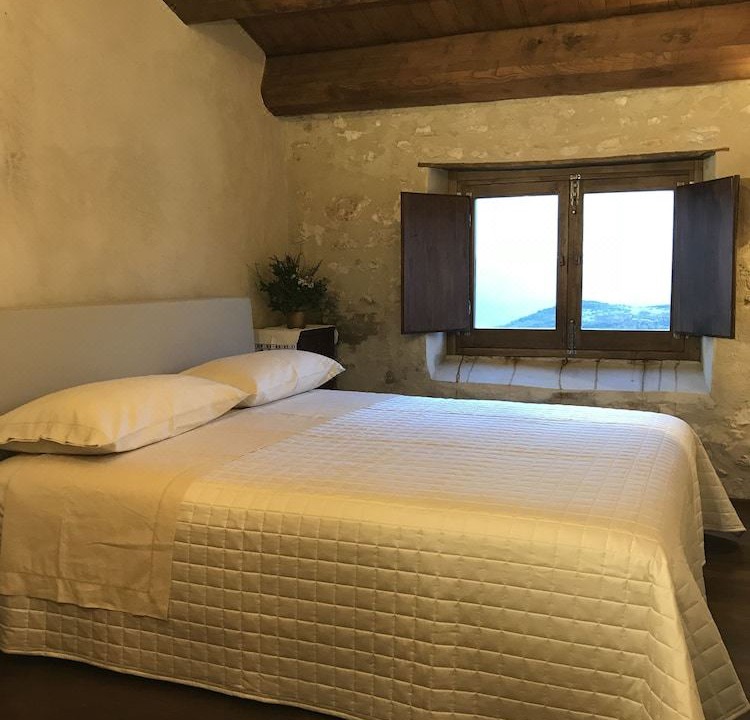 Photo of Bedroom in San Benedetto in Perillis