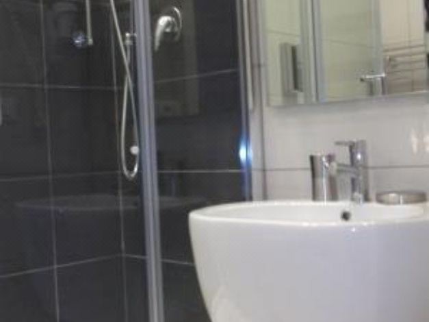 Photo of Bathroom in Repubblica