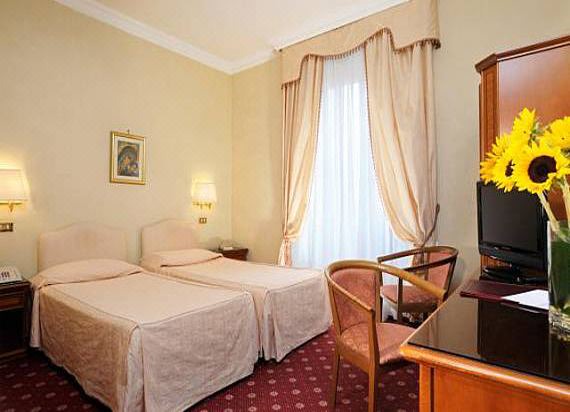 Photo of Bedroom in Rome City Centre