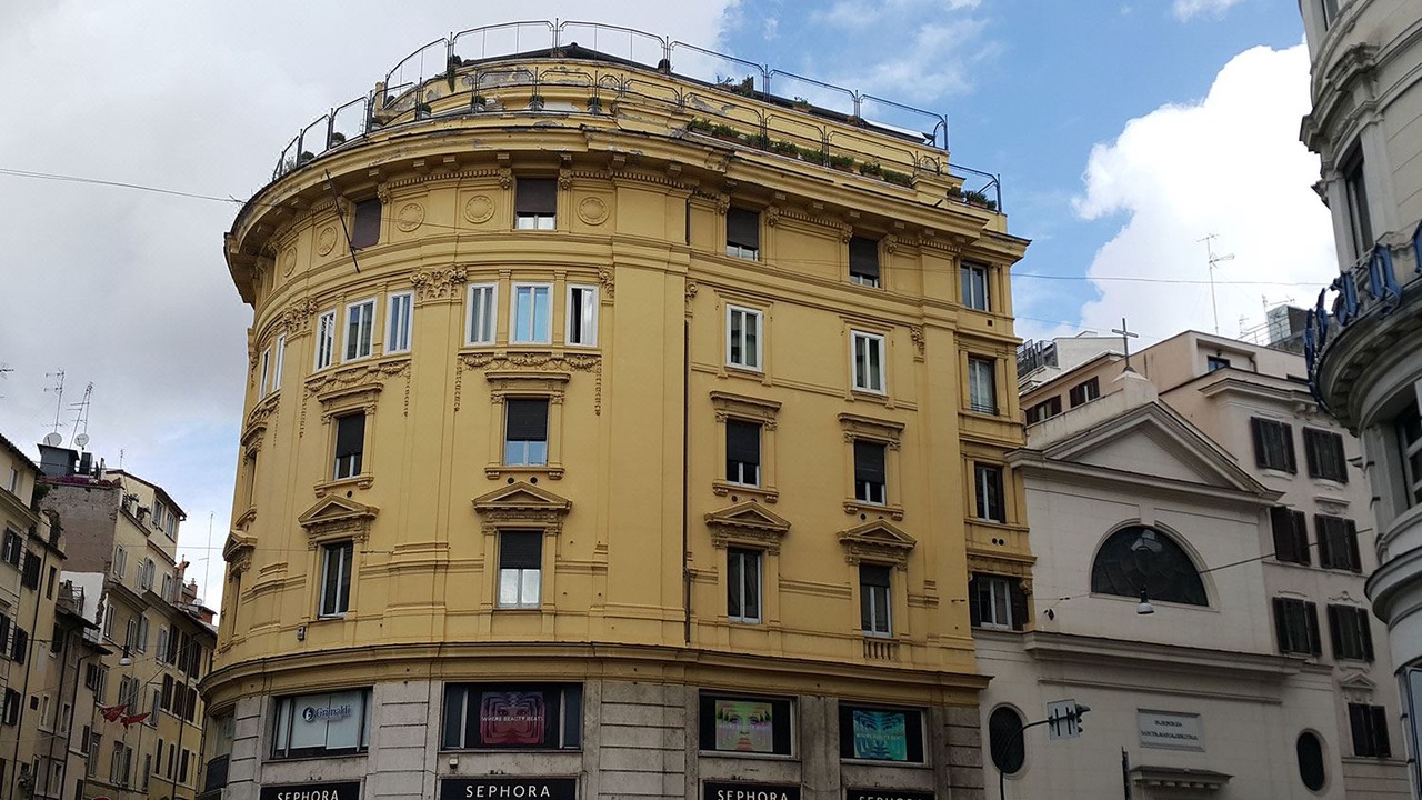 Photo of Buildings in Rione III Colonna