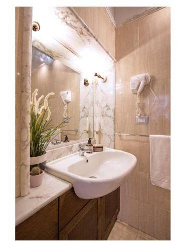 Photo of Bathroom in Rione III Colonna