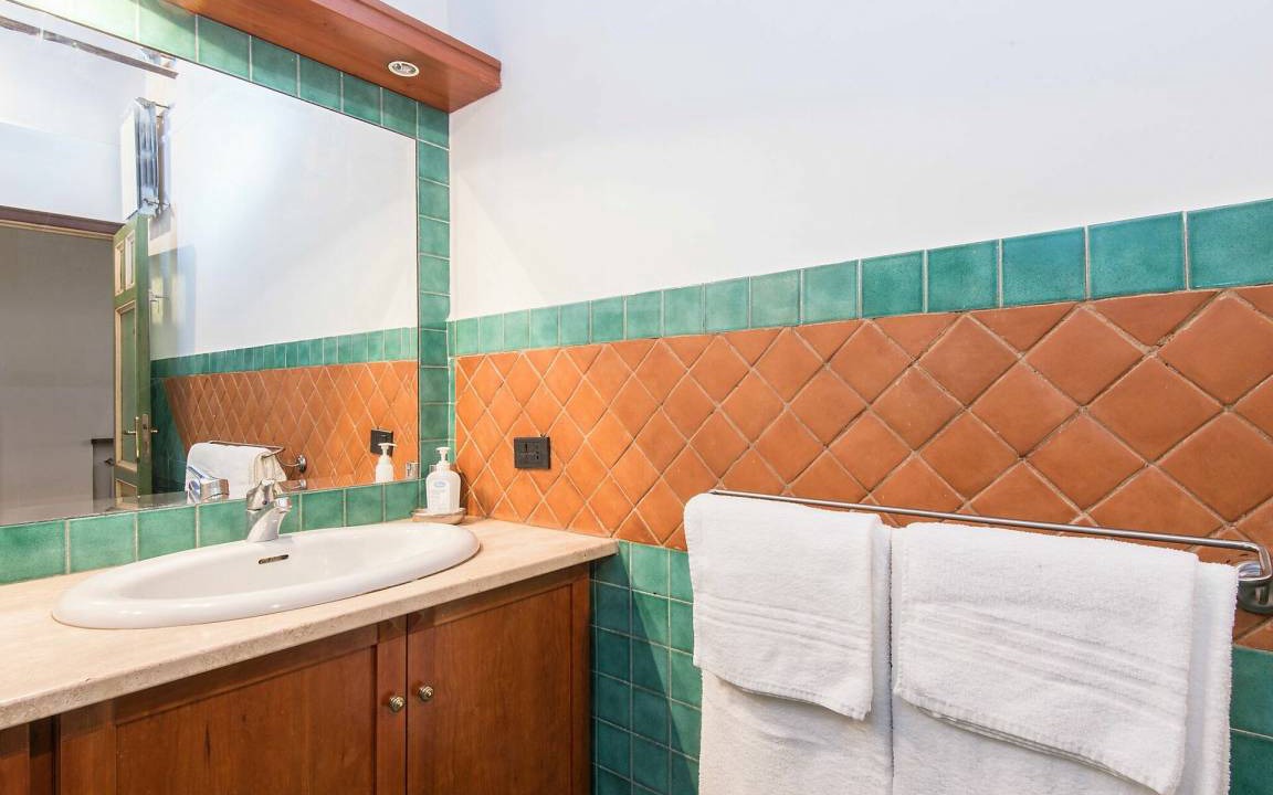 Photo of Bathroom in Rione VI Parione
