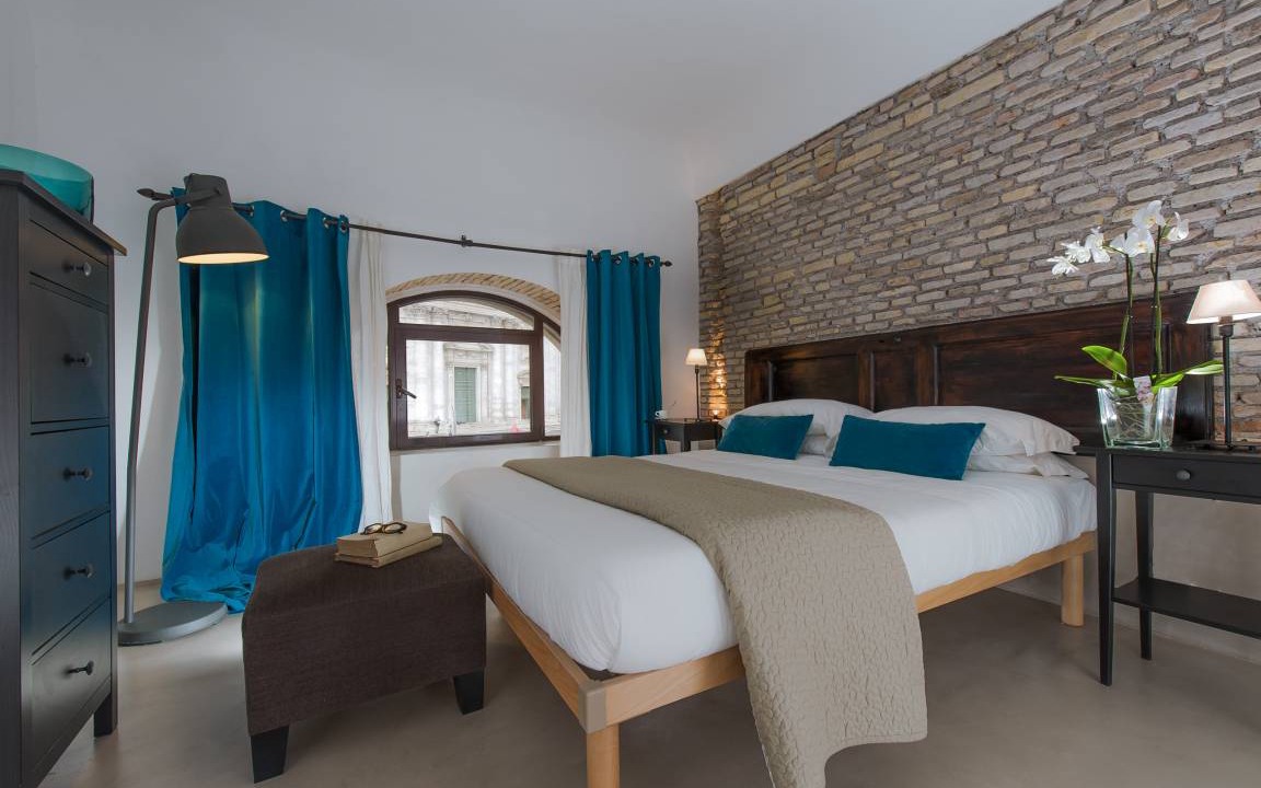 Photo of Bedroom in Rione VI Parione