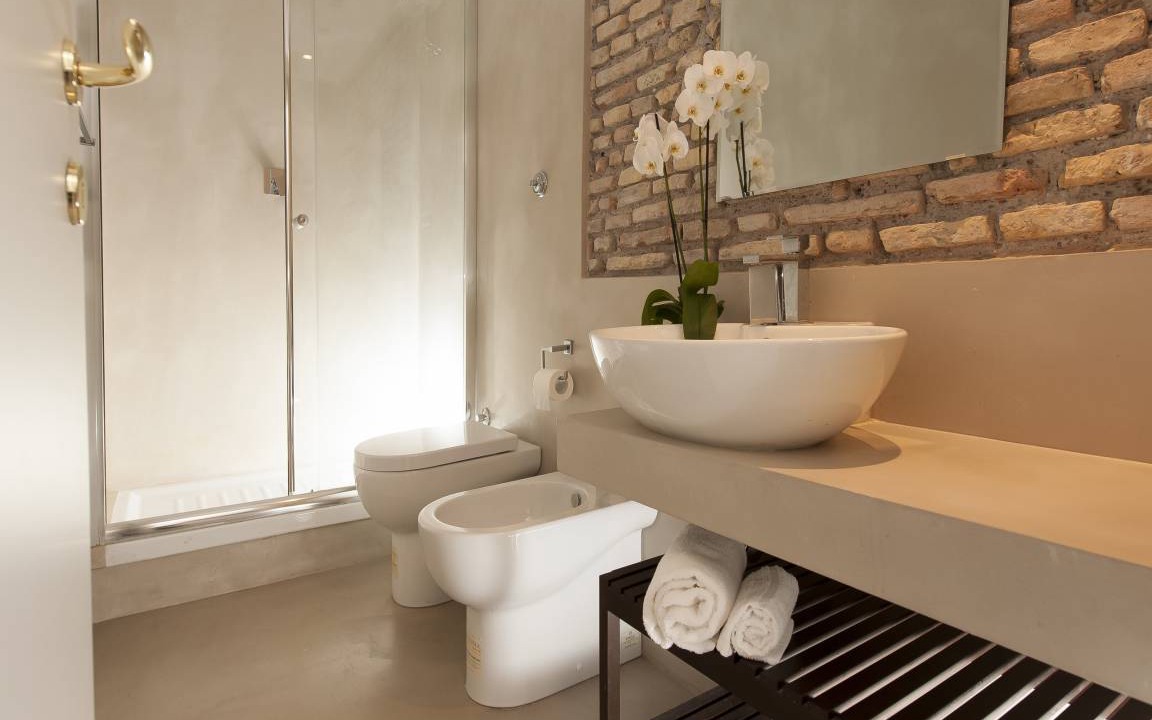 Photo of Bathroom in Rione VI Parione