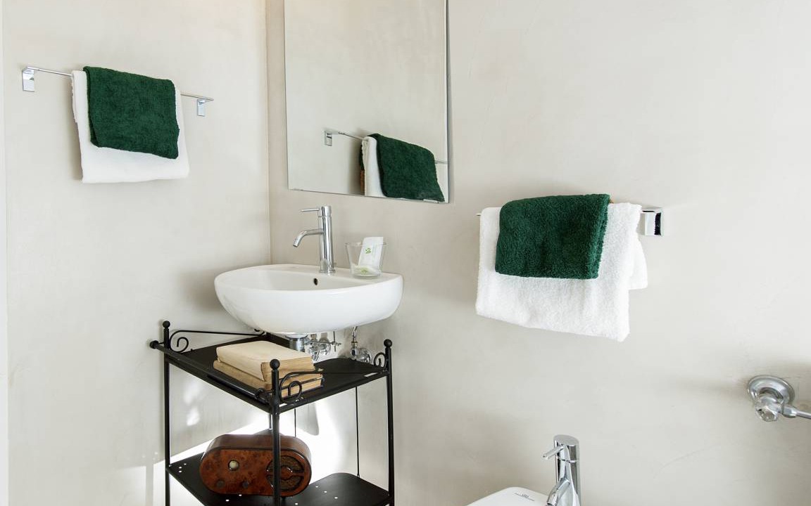 Photo of Bathroom in Rione VI Parione