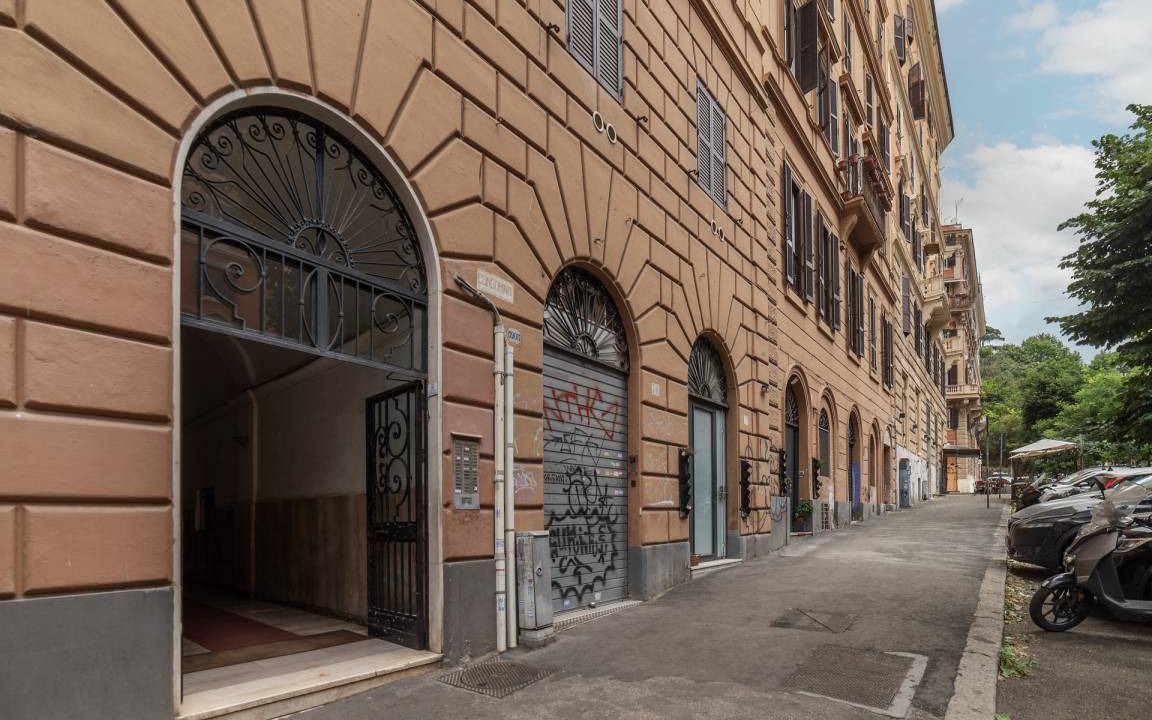 Photo of Others in Trastevere