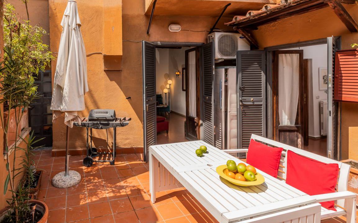 Photo of Patio Balcony in Navona