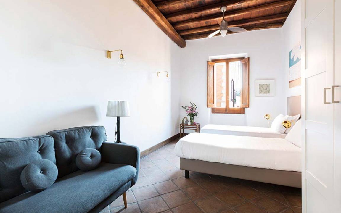 Photo of Bedroom in Rione VI Parione