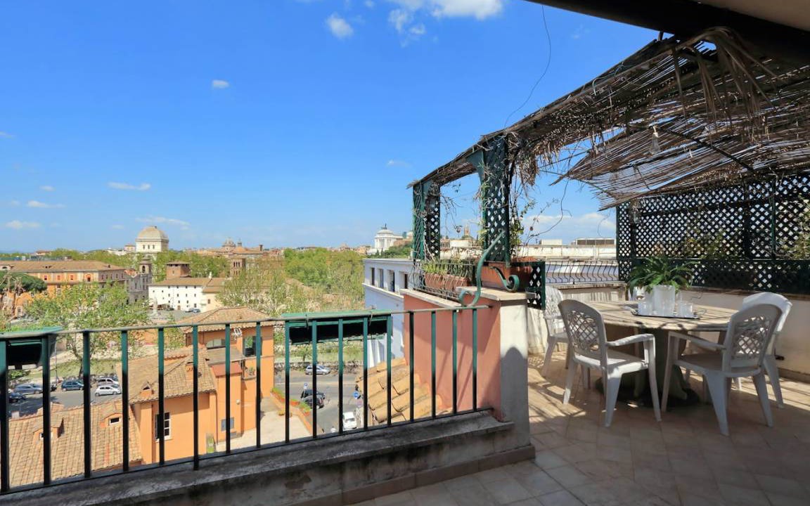 Photo of Patio Balcony in Trastevere