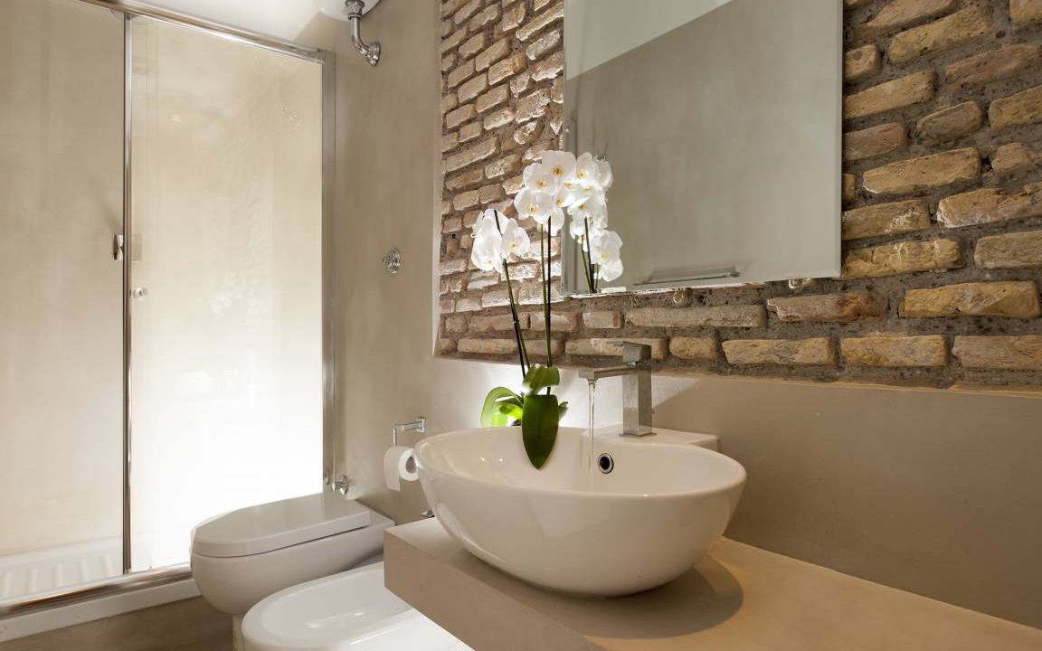 Photo of Bathroom in Rione VI Parione
