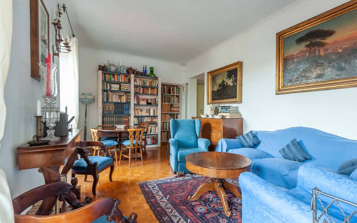 Photo of Livingroom in Prati