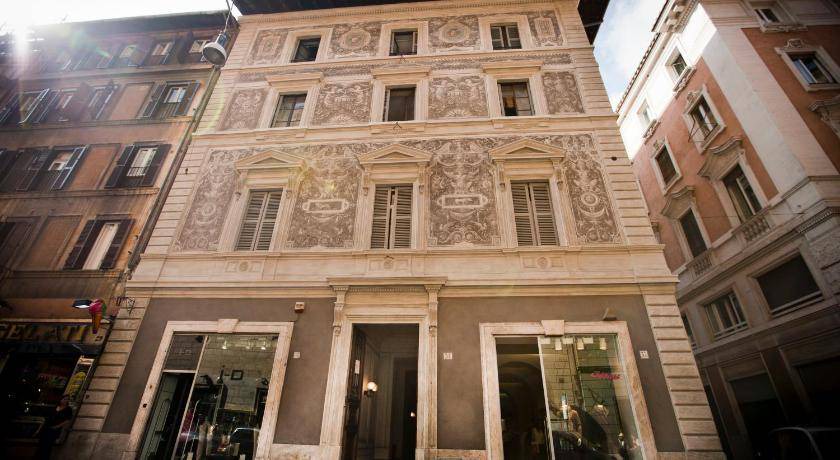 Photo of Others in Rione III Colonna