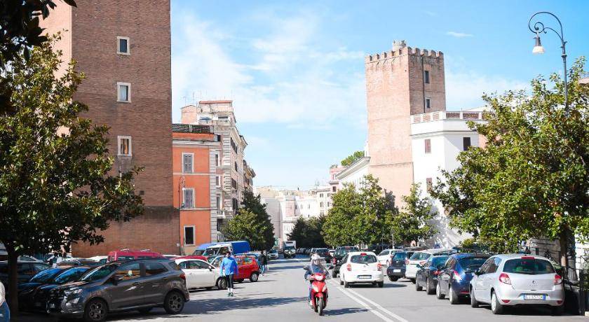 Photo of Others in Monti