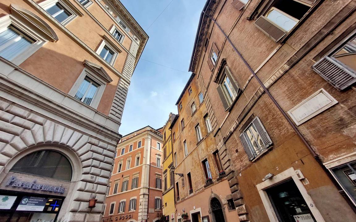 Photo of Buildings in Rione IX Pigna