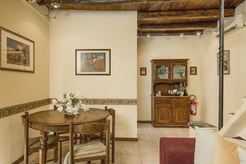 Photo of Livingroom in Rione VI Parione