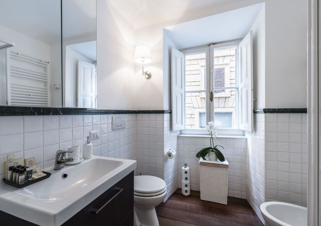 Photo of Bathroom in Roman Ghetto