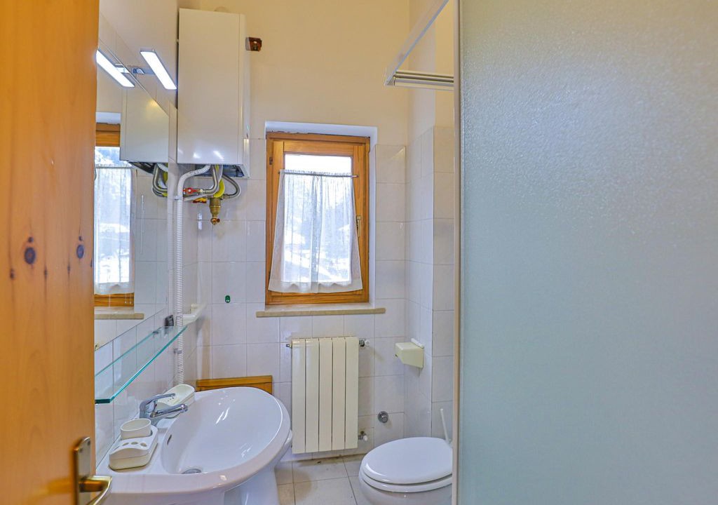 Photo of Bathroom in Antey-Saint-Andre