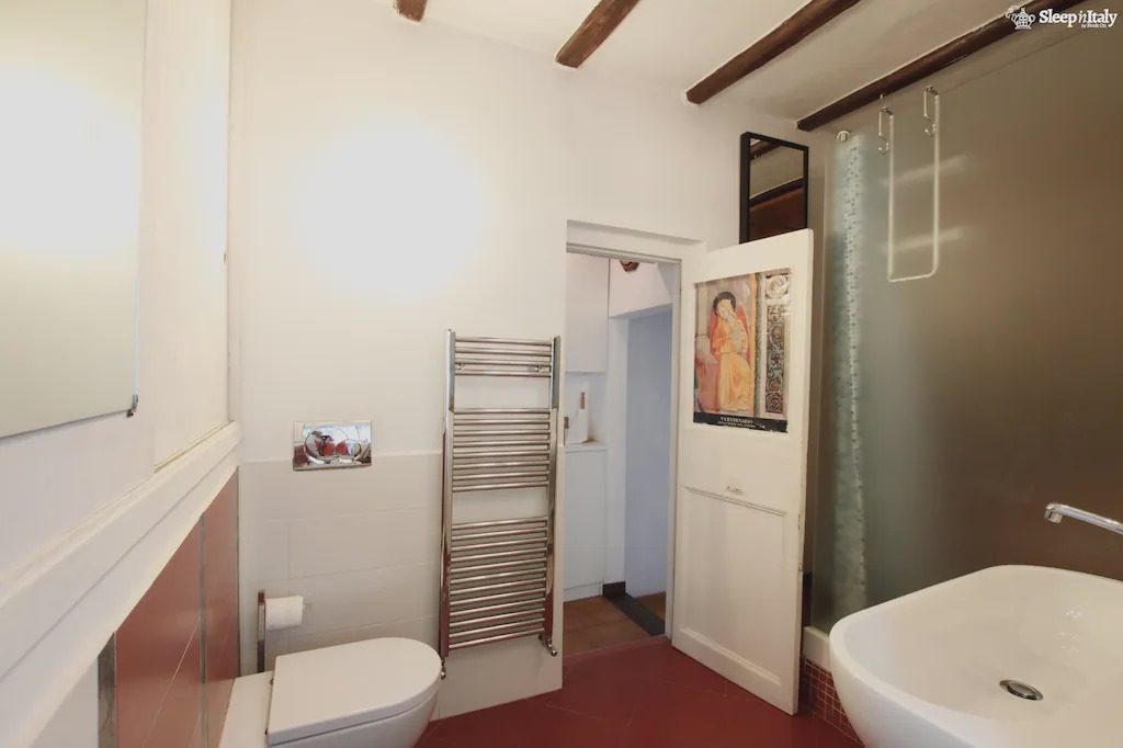 Photo of Bathroom in Rione V Ponte