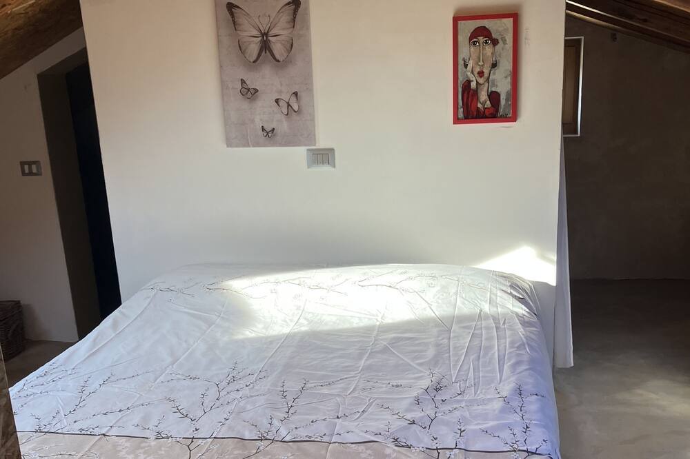 Photo of Bedroom in Collecorvino