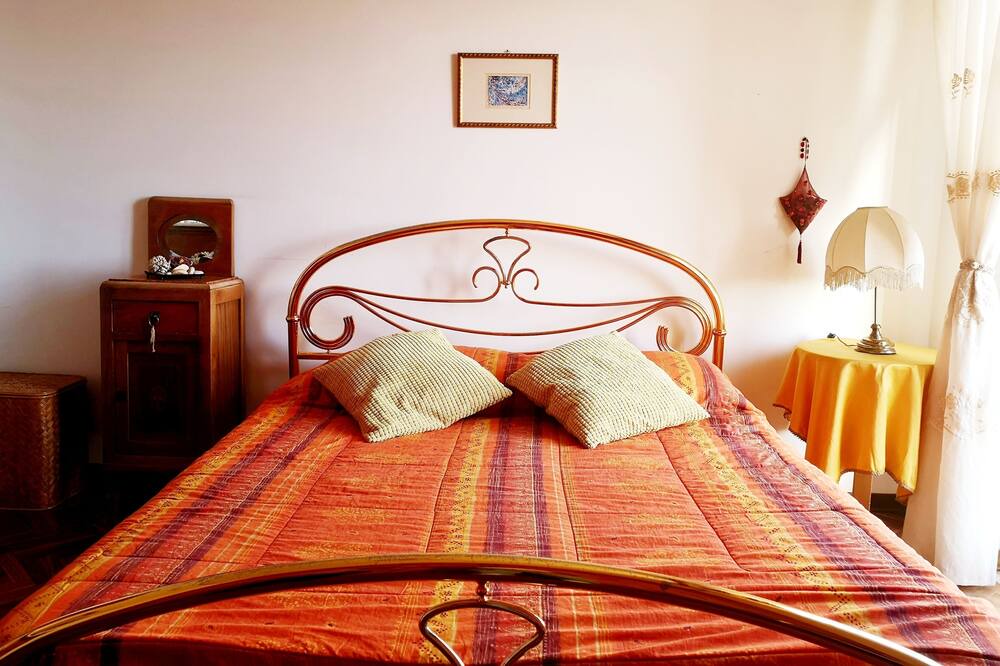 Photo of Bedroom in Potenza
