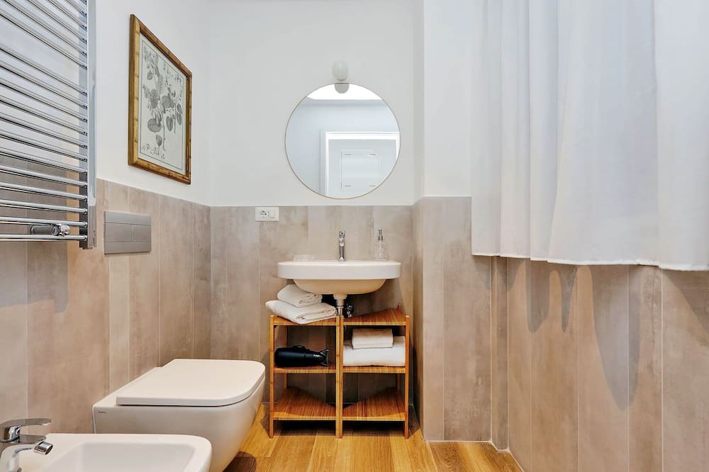Photo of Bathroom in Rione II Trevi