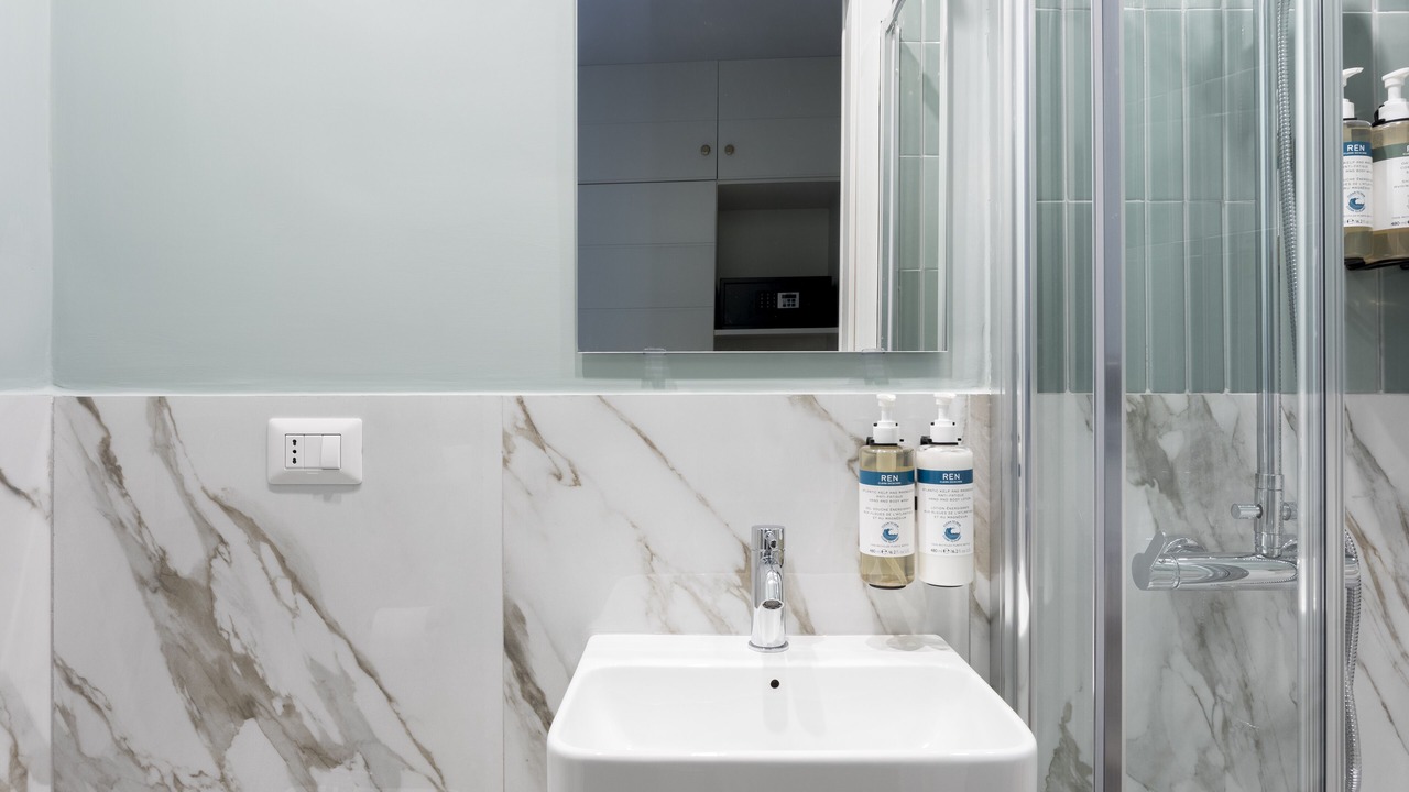 Photo of Bathroom in Navona