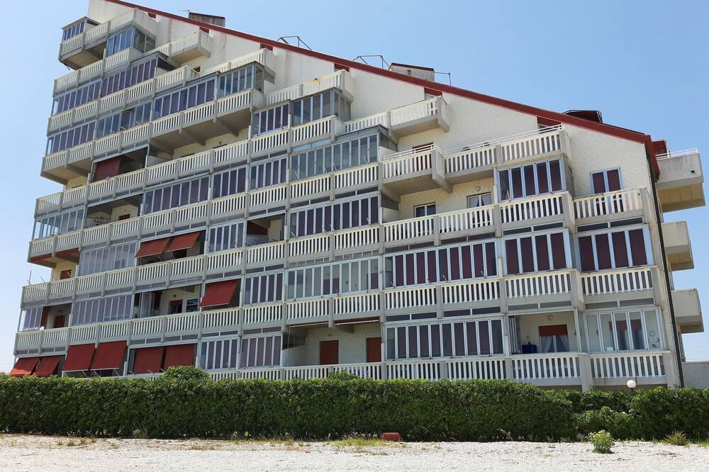 Photo of Outdoor in Marotta