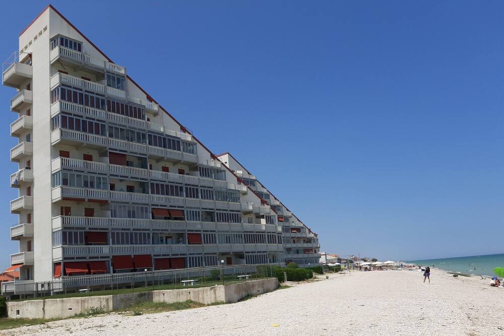 Photo of Outdoor in Marotta