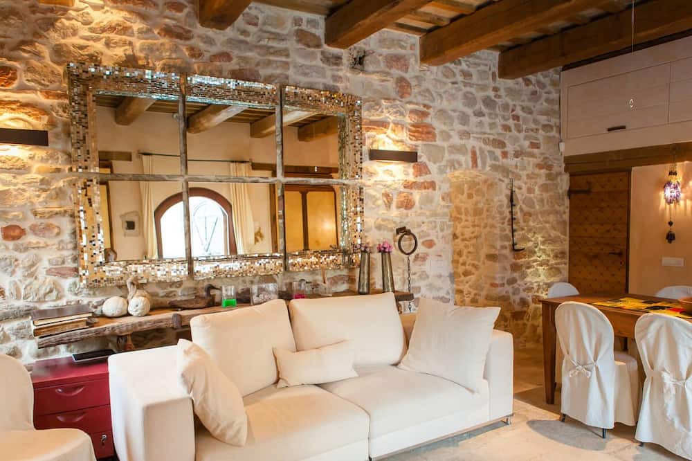 Photo of Livingroom in Montefortino