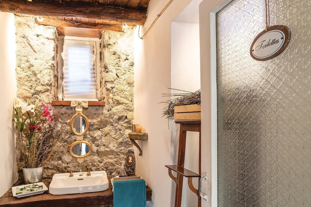 Photo of Bathroom in Salerno