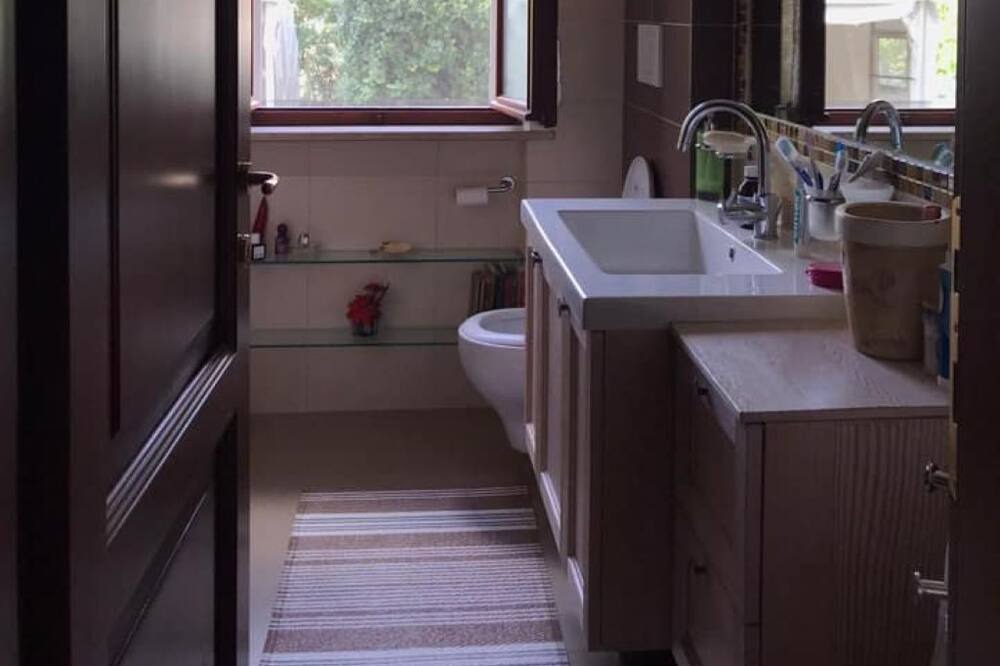 Photo of Bathroom in San Giovanni di Baiano