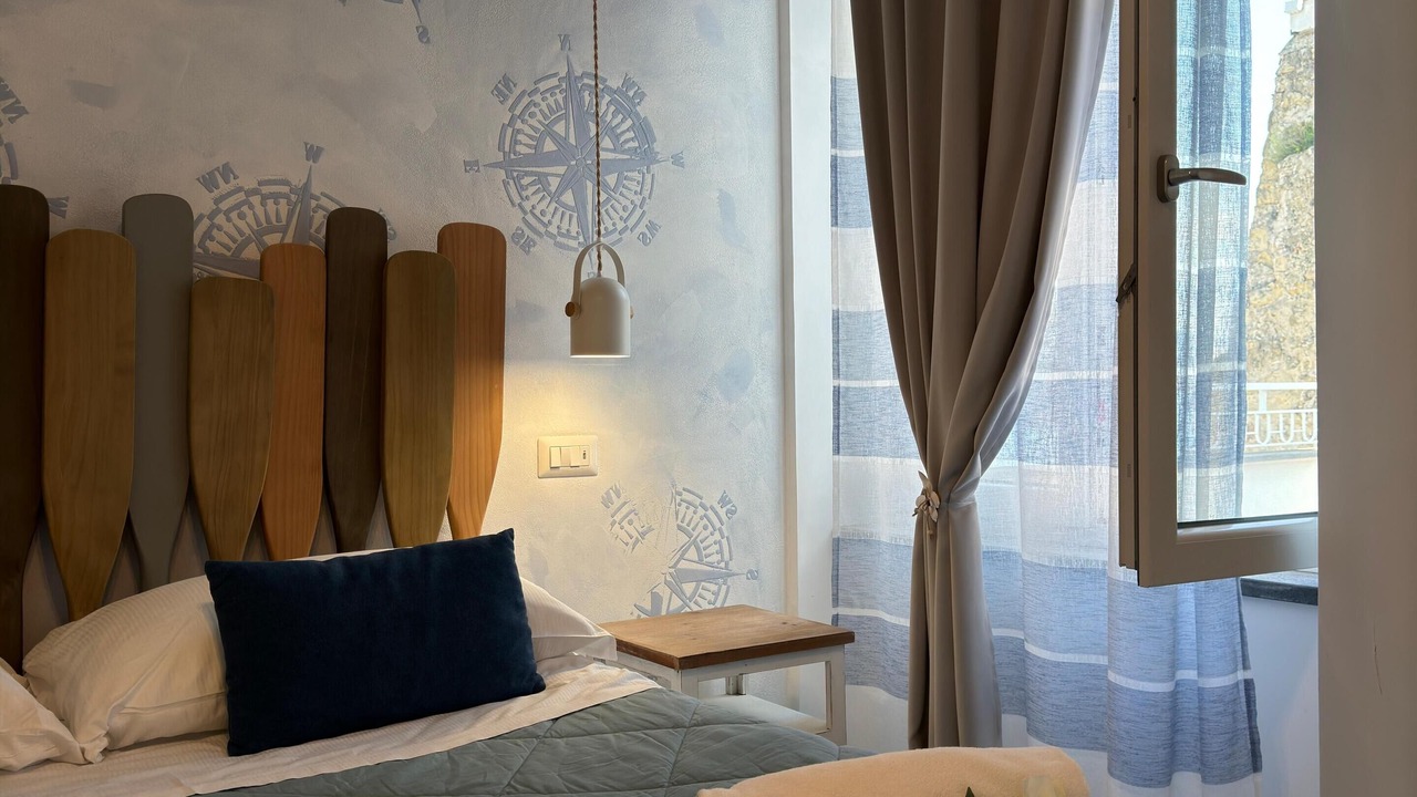 Photo of Bedroom in Capo Miseno