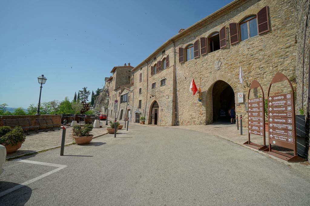Photo of Outdoor in Montone