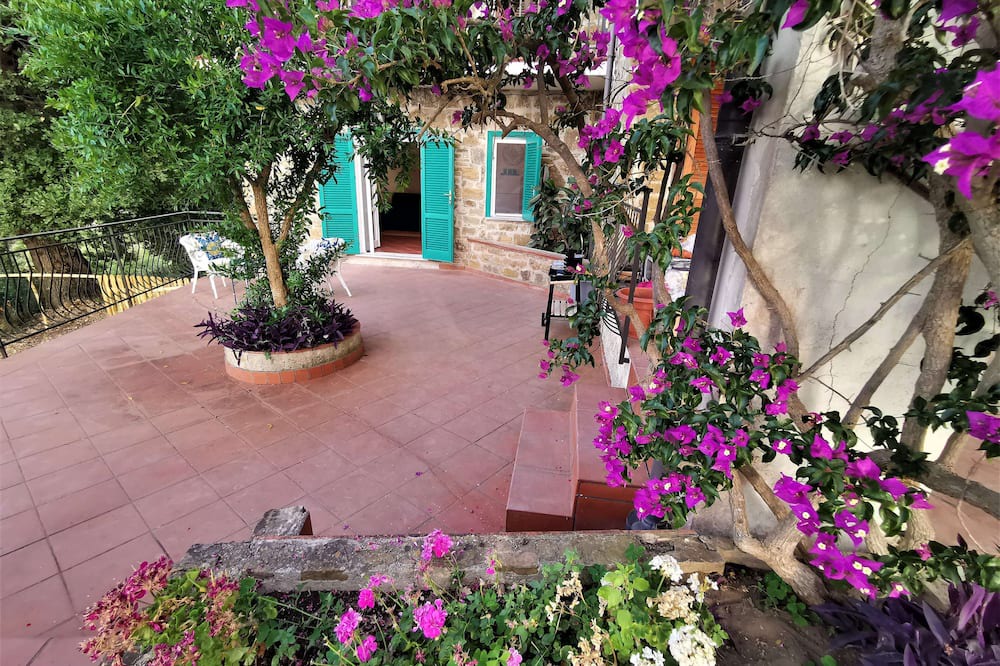 Photo of Outdoor in Perdifumo
