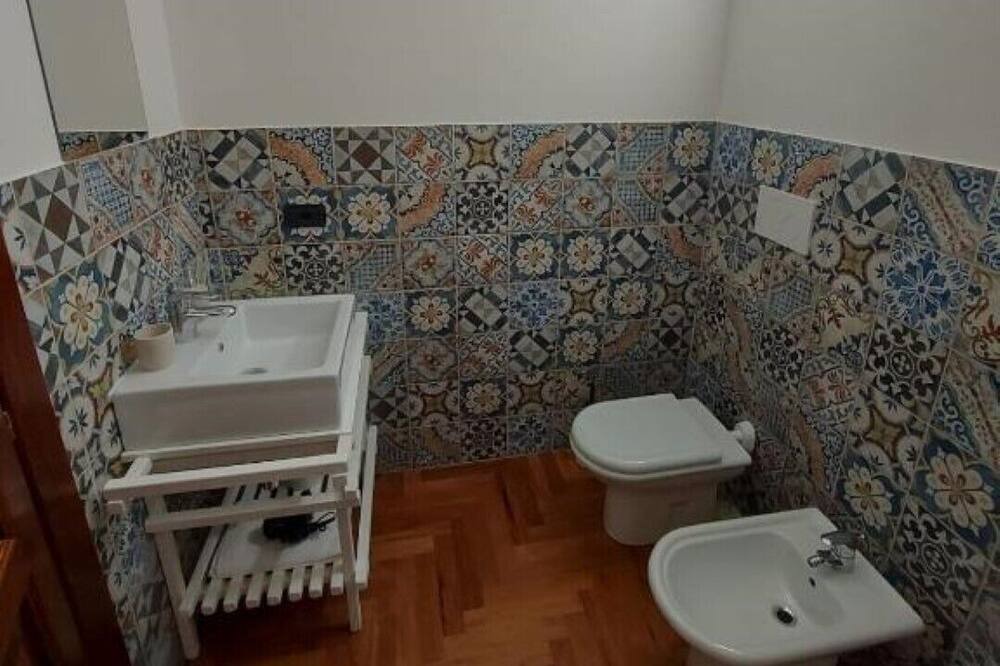 Photo of Bathroom in Gubbio