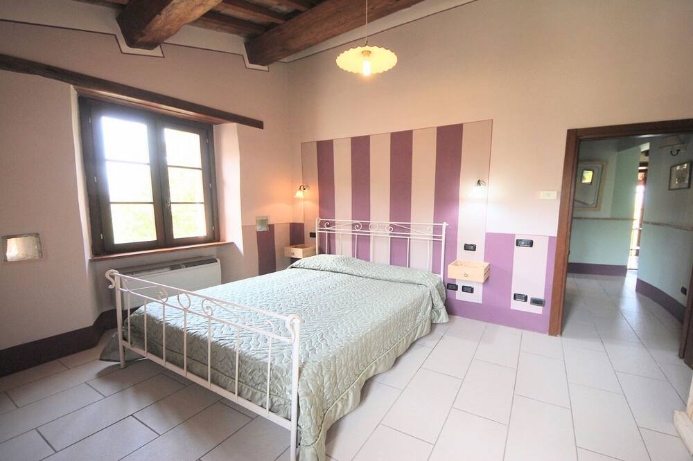 Photo of Bedroom in Spoleto