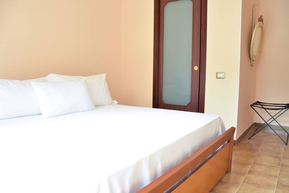 Photo of Bedroom in Cava de' Tirreni