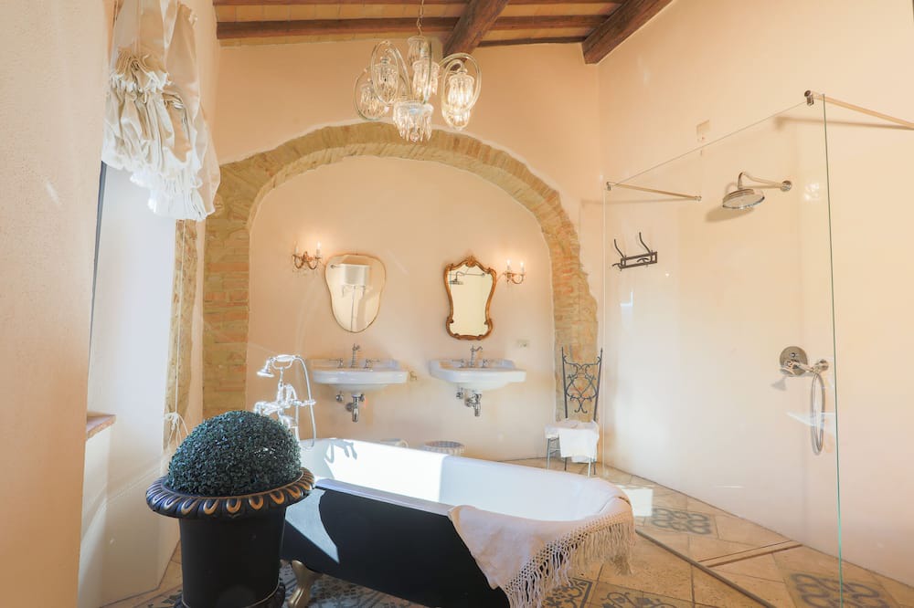 Photo of Bathroom in Narni